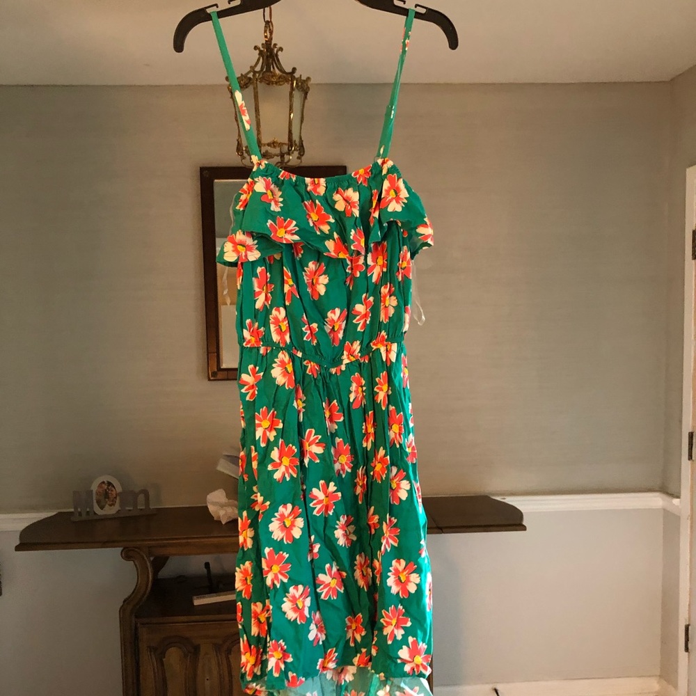 Green dress with flower pattern